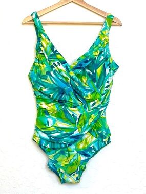 Miraclesuit Kirkland Swimwear One-Piece Blue/Green Floral Size 14 Slimming